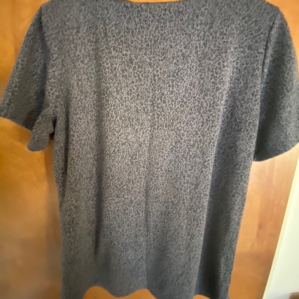 Worthington Leopard print Tee - Picture 2 of 4